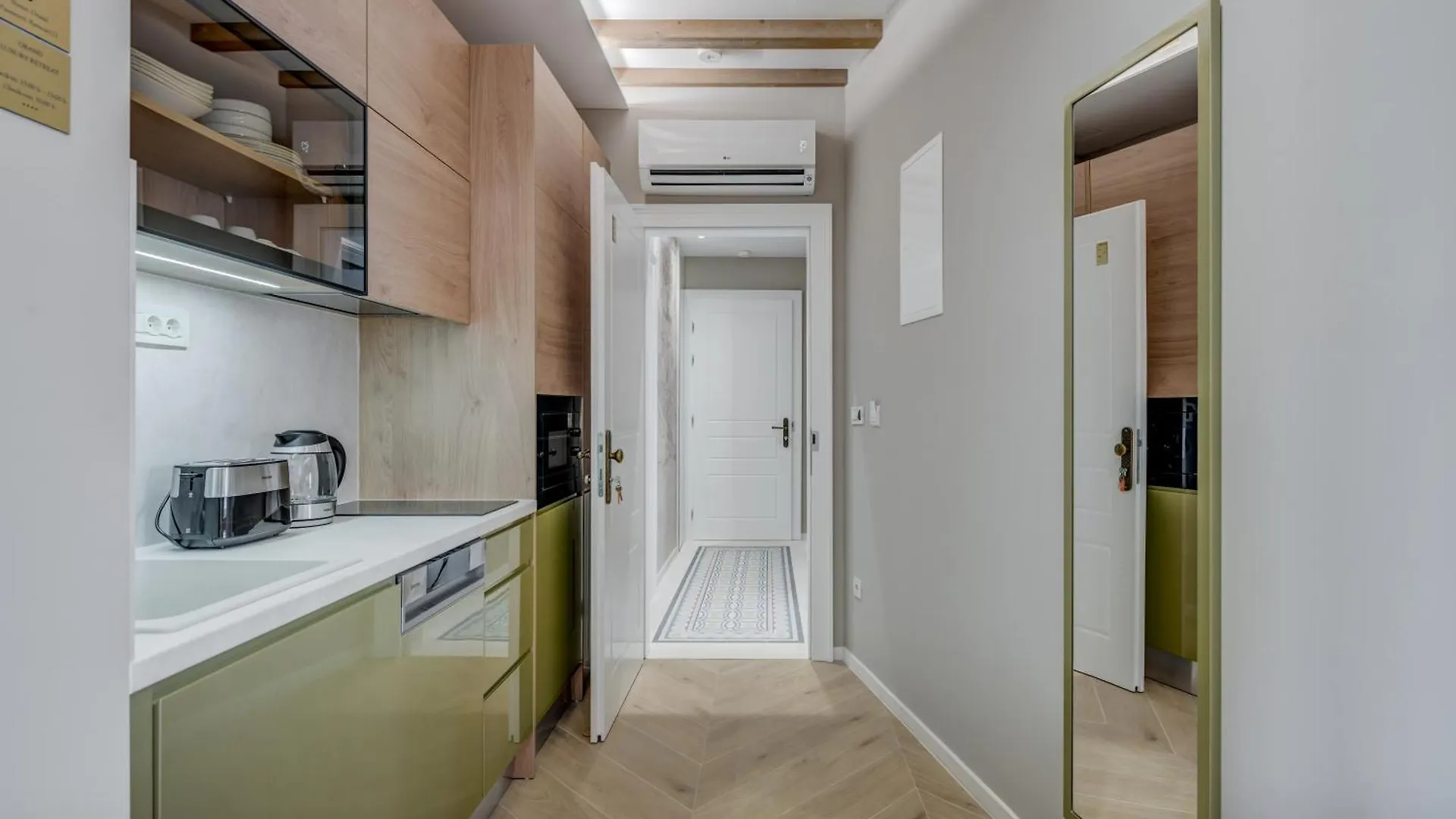 Guest house Grand Palace Luxury Retreat - Tale Of The Sea Split