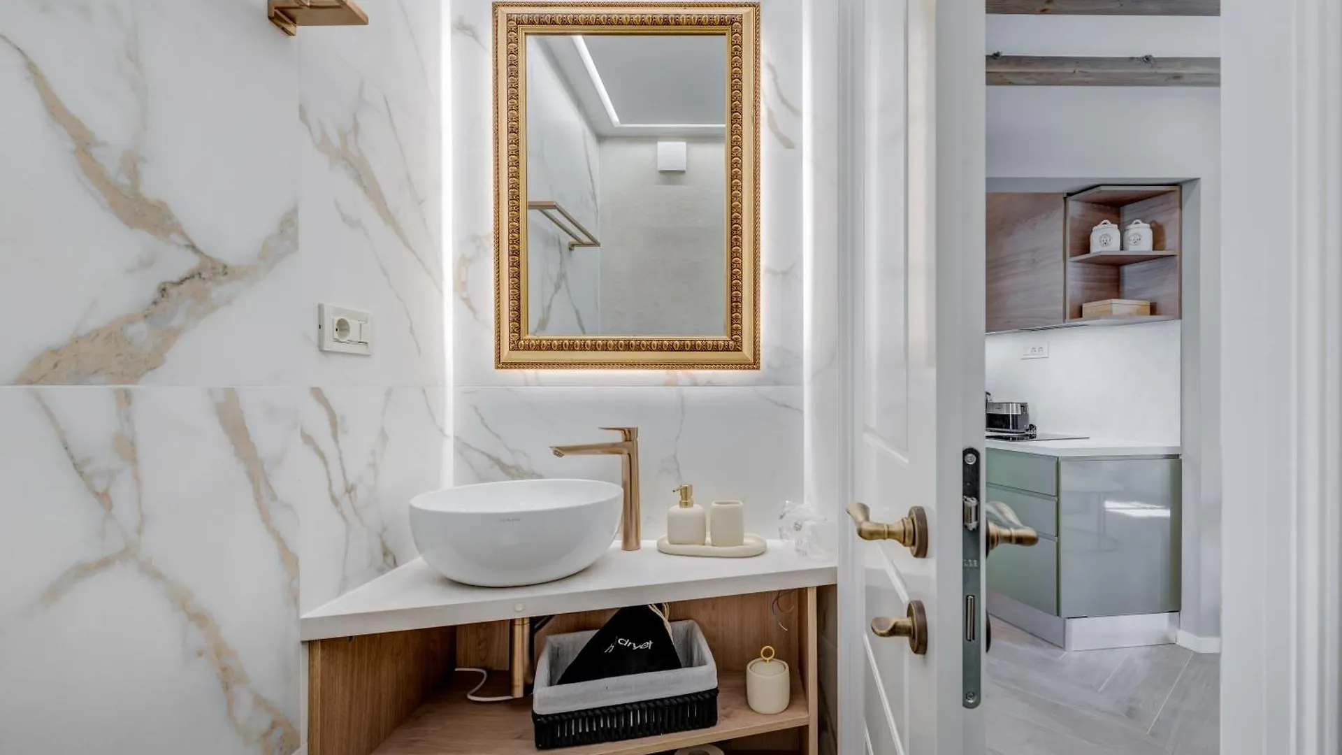 Guest house Grand Palace Luxury Retreat - Tale Of The Sea Split