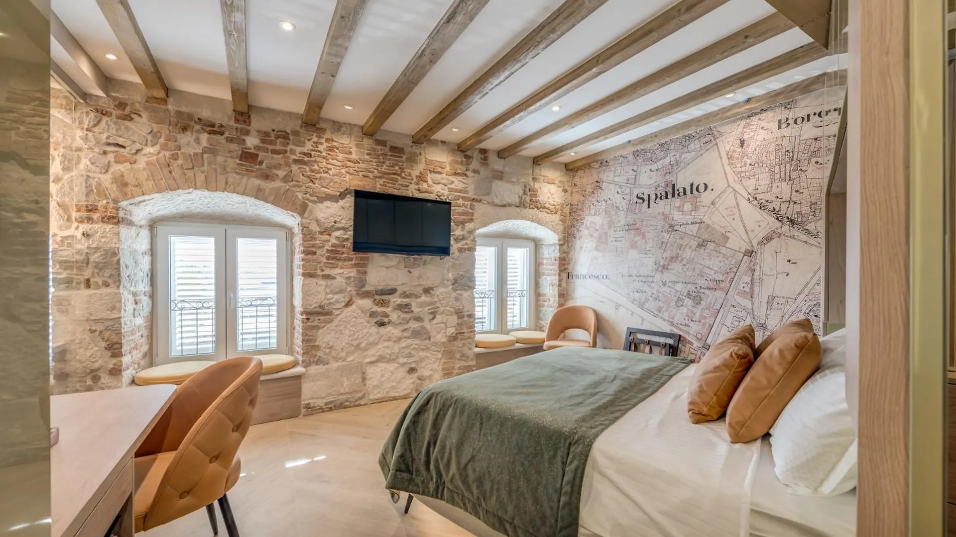 Grand Palace Luxury Retreat - Tale Of The Sea Split