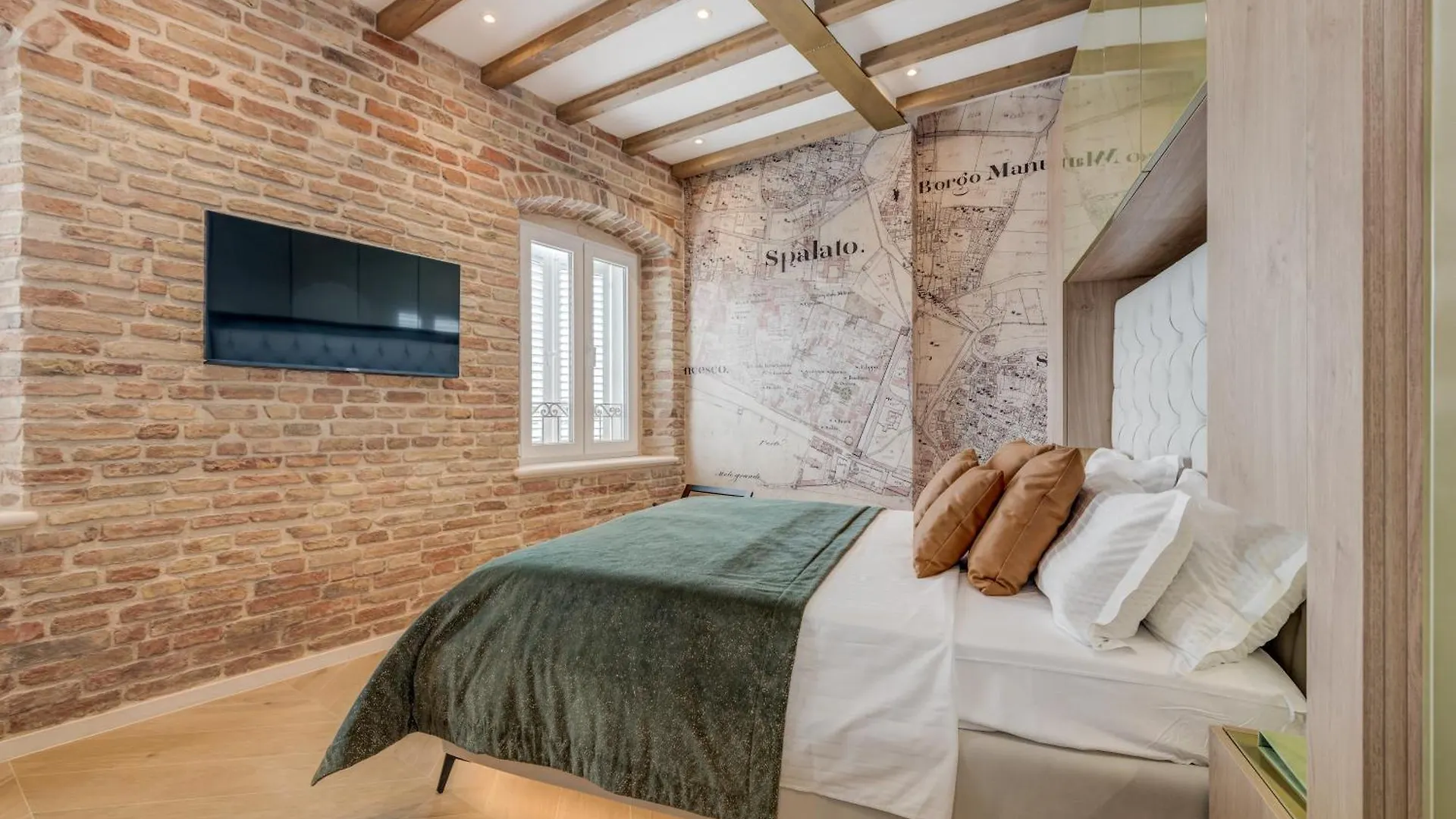 Guest house Grand Palace Luxury Retreat - Tale Of The Sea Split