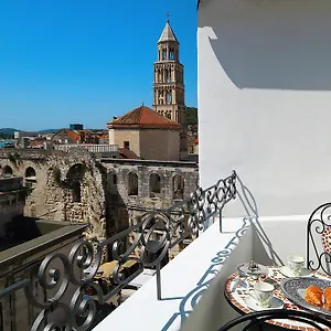 4* Casa de hóspedes La Porta Luxury