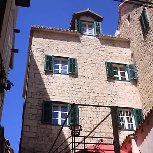 Guest house Toni Palace