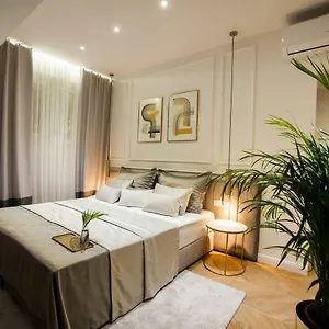 4* Pensión Club 5 Boutique